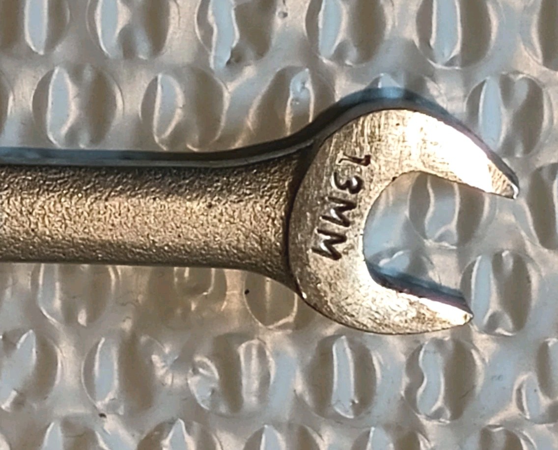 CRAFTSMAN TOOLS USA V44507, 13MM x 15MM DBL. OPEN – END WRENCH, 7″ LONG.