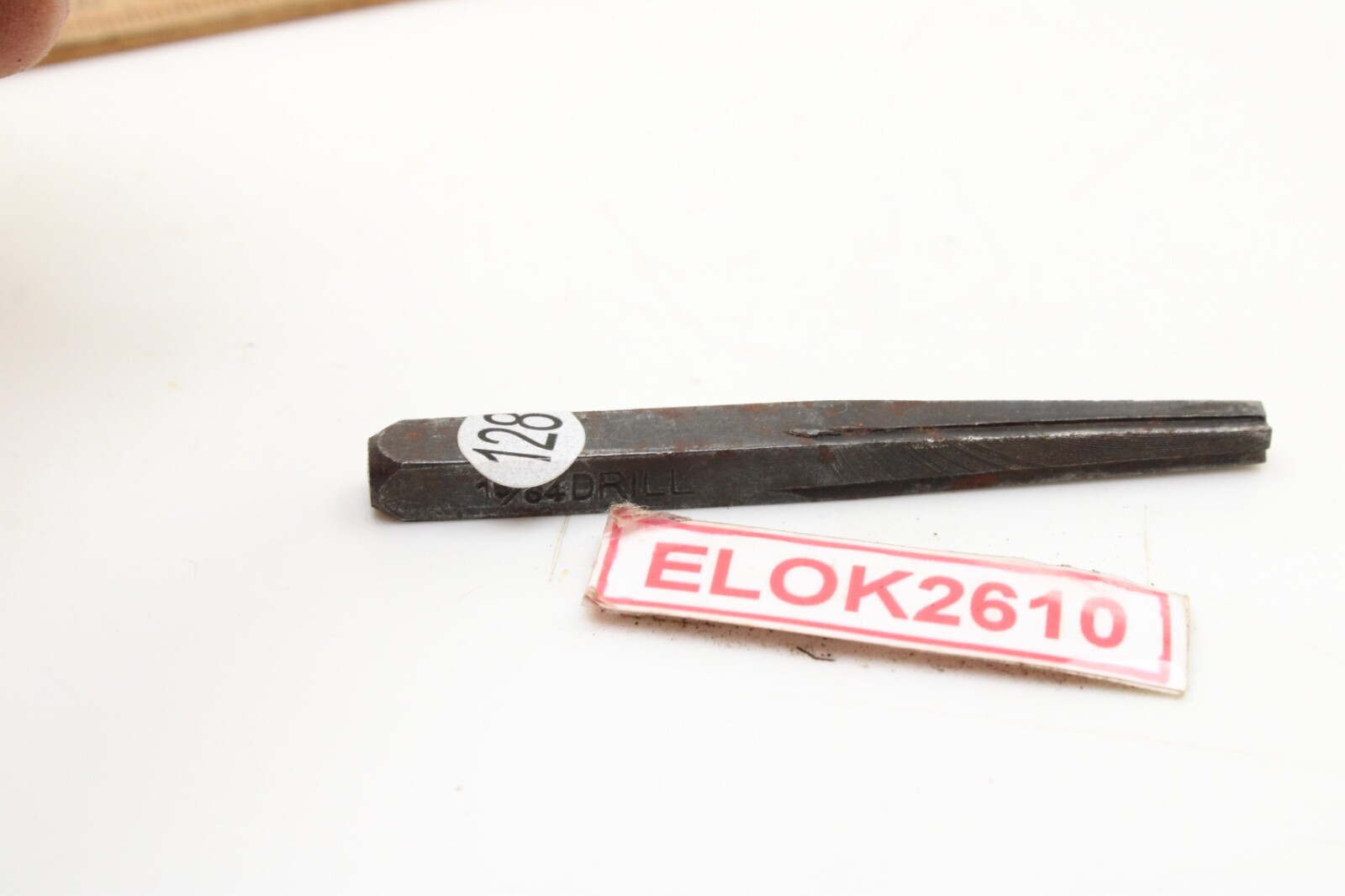 Unbranded #3 Screw And Pipe Extractor 15/64″ Drill USA