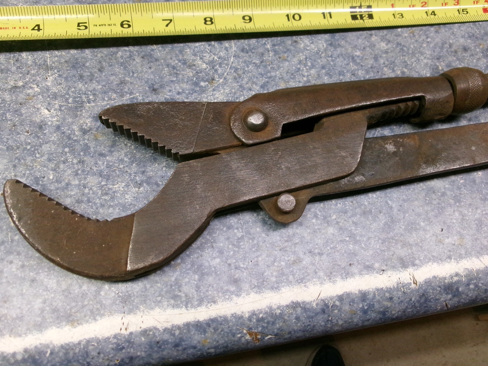 VIntage D.R.G.M. 21″ German Adjustable Pipe Wrench