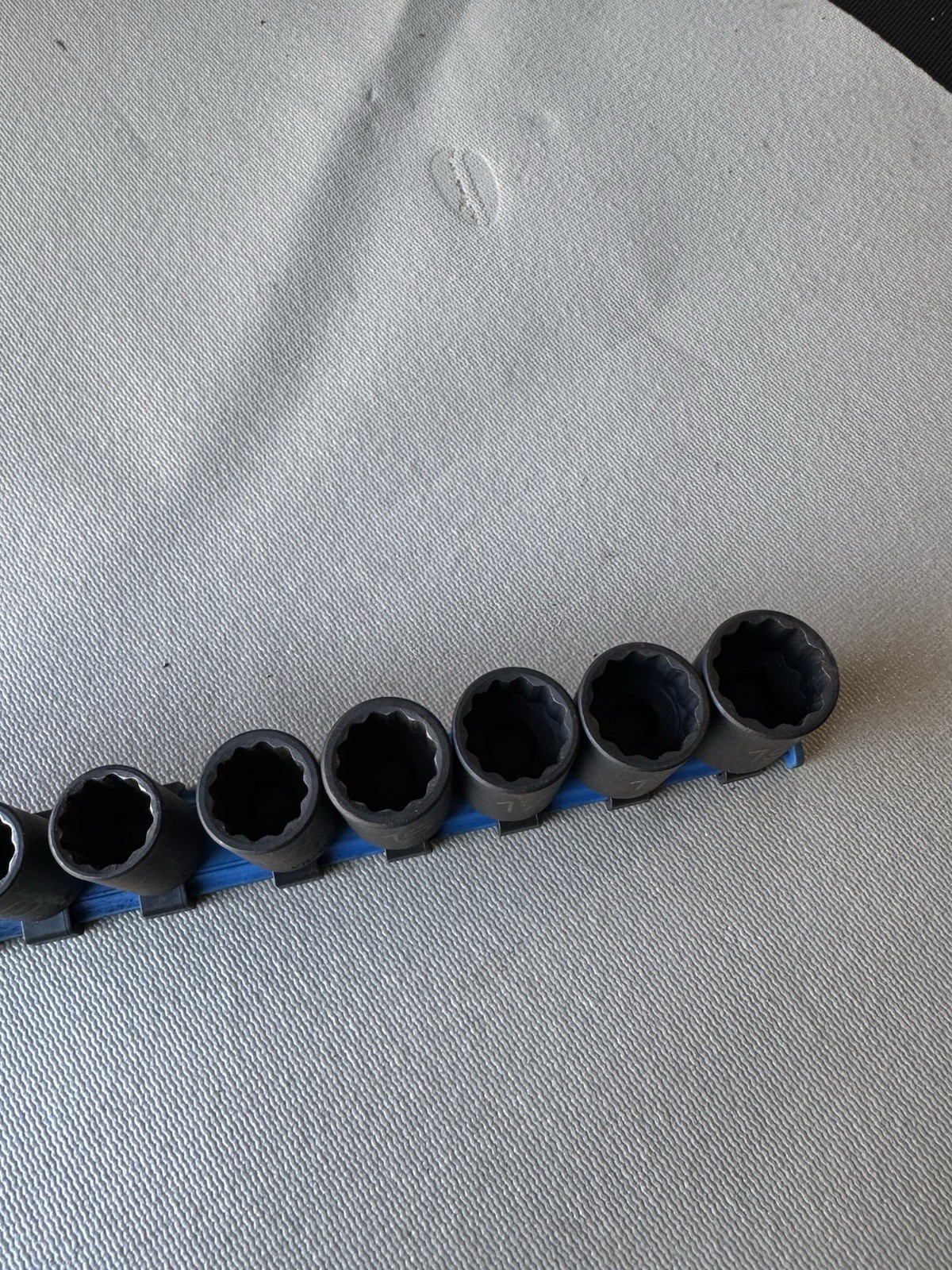 Matco Tools Adv SBPM132V 7-19mm 3/8″ Drive Shallow 12-Point Impact Socket Set