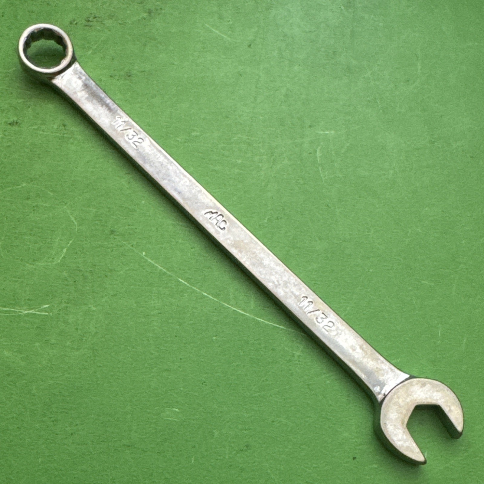 Mac Tools USA 12 Point SAE Size 11/32” Long Pattern Combination Wrench MPN CL112