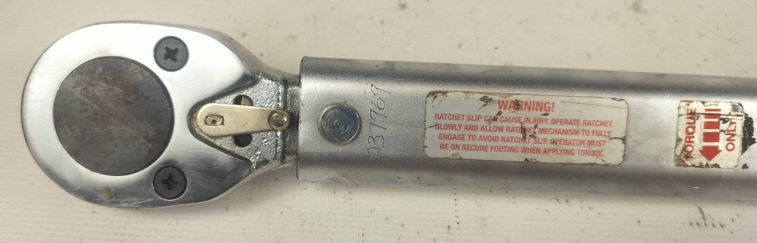 Westward TWA34 3/4″ Drive 42″ Micrometer 100-600 Ft/Lbs Torque Wrench