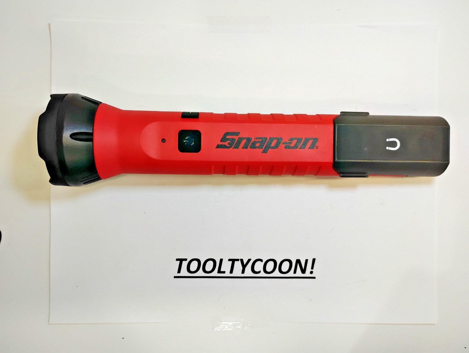 Snap-On Tools NEW ECFLH062 PIVOT HEAD Flashlight RED 600 LUMEN RECHARGABLE