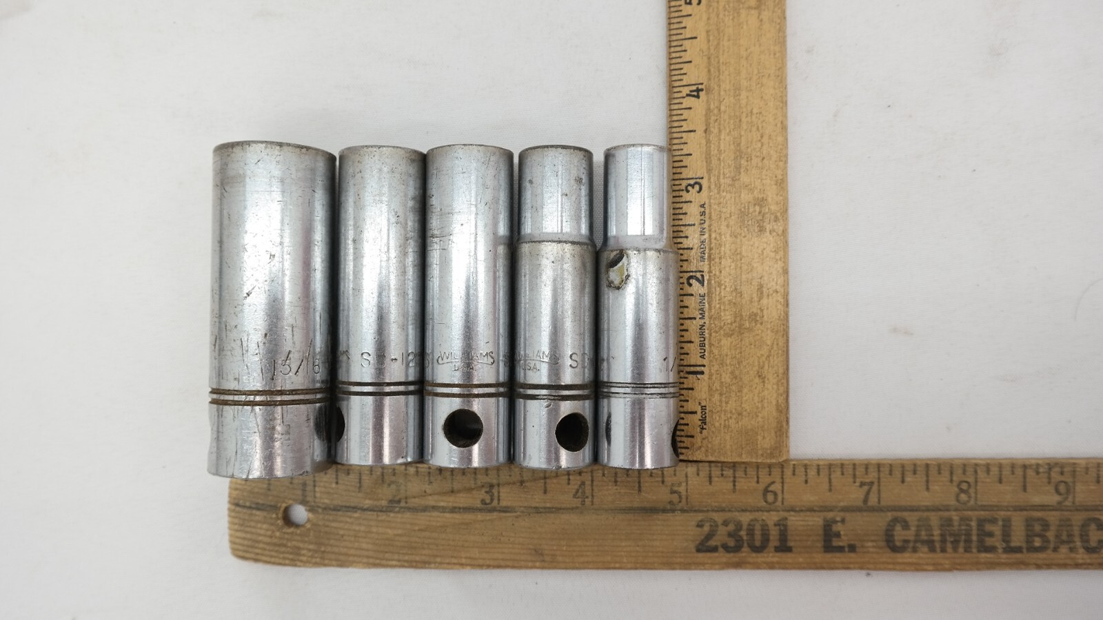 Williams 1/2″ Drive 12 Point Deep Sockets Sizes 15/16, 11/16, 9/16, 1/2 Lot of 5