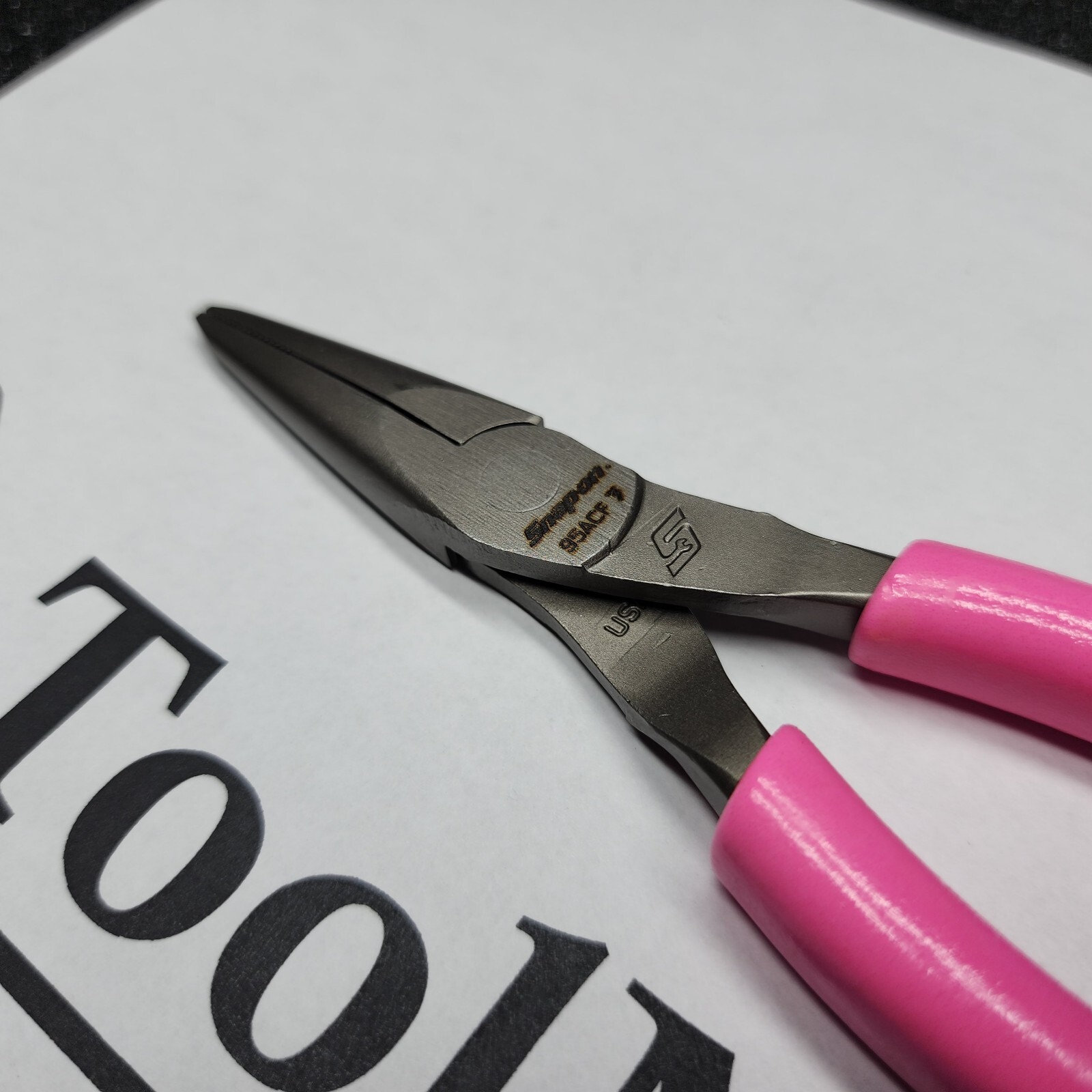 Snap-on Tools USA NEW HOT PINK 6″ Talon Soft Grip Needle Nose Pliers 95ACF