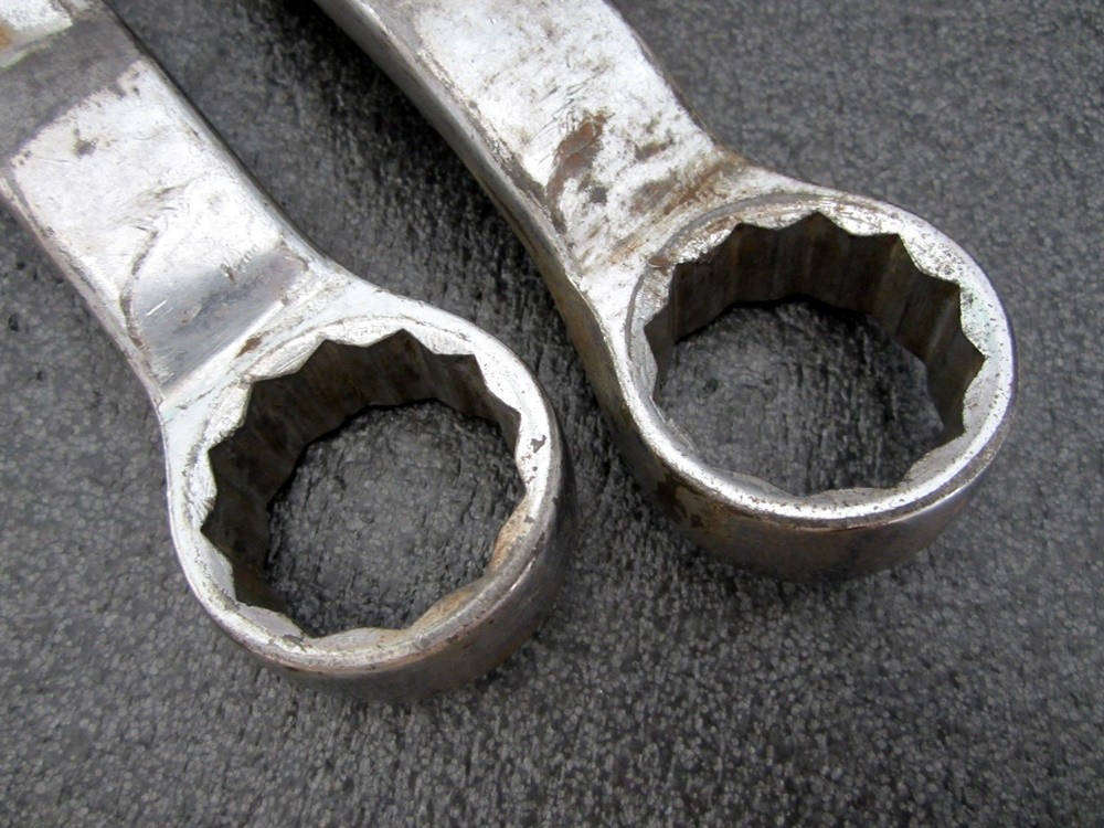 Vintage Snap-on 1-3/8″ x 1-1/2″ & 1-7/16″ x 1-5/8″ Box End Wrench XV4448 XV4652
