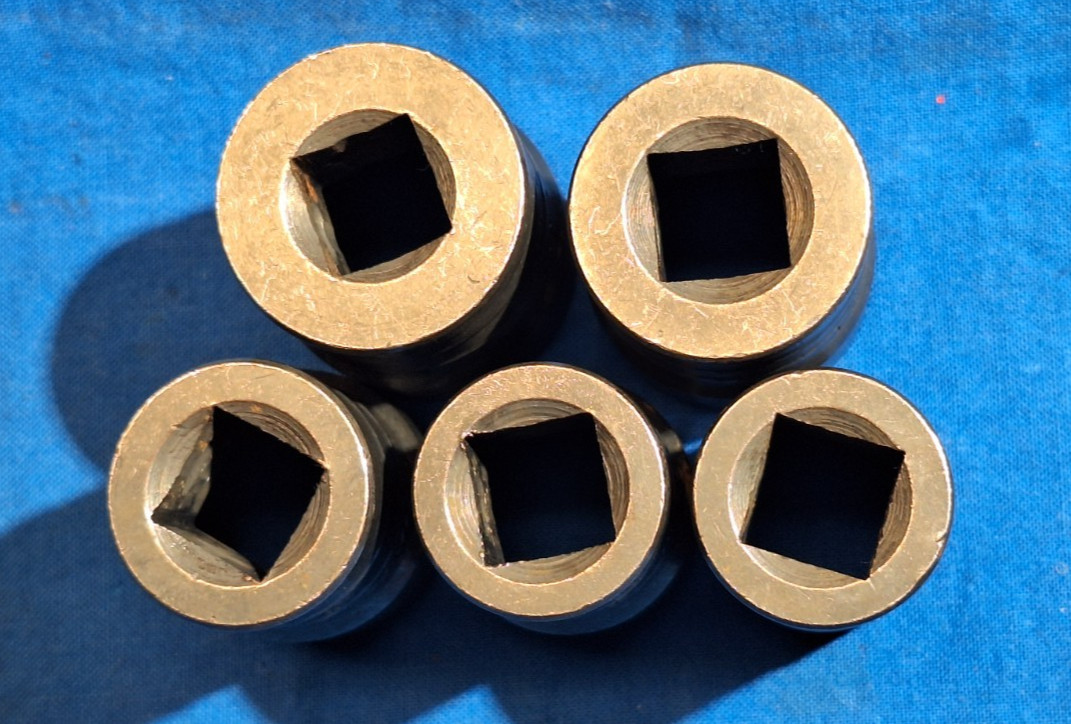 Blue Point 305TTWYA 5pc 1/2″ Drive SAE Shallow Twist Impact Socket Set 3/4″ – 1″