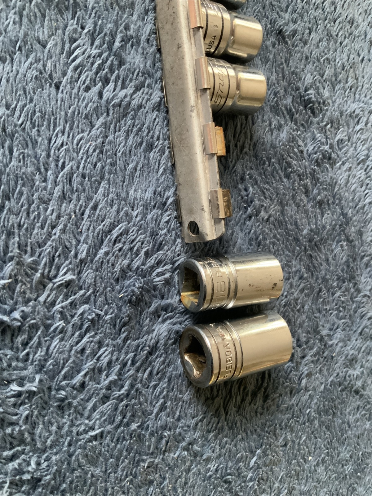 Snap On Inverted Torx Socket Set, 1/4 And 3/8” Drives……Descrip Sizes….yyy