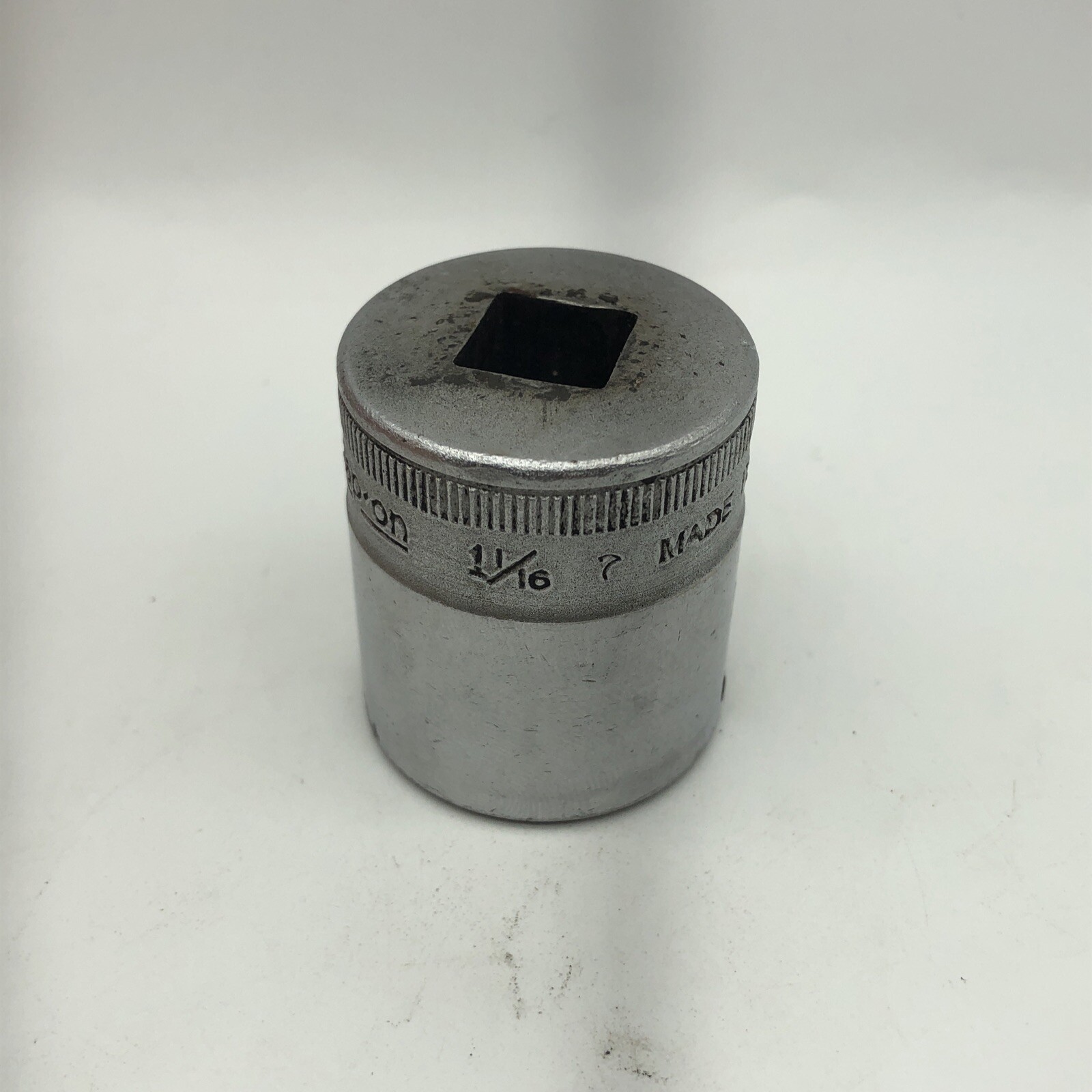 Vintage Snap-on USA 1/2″ Drive 12-Point 1-1/16″ Shallow Socket SW-340 ½ (HT3)