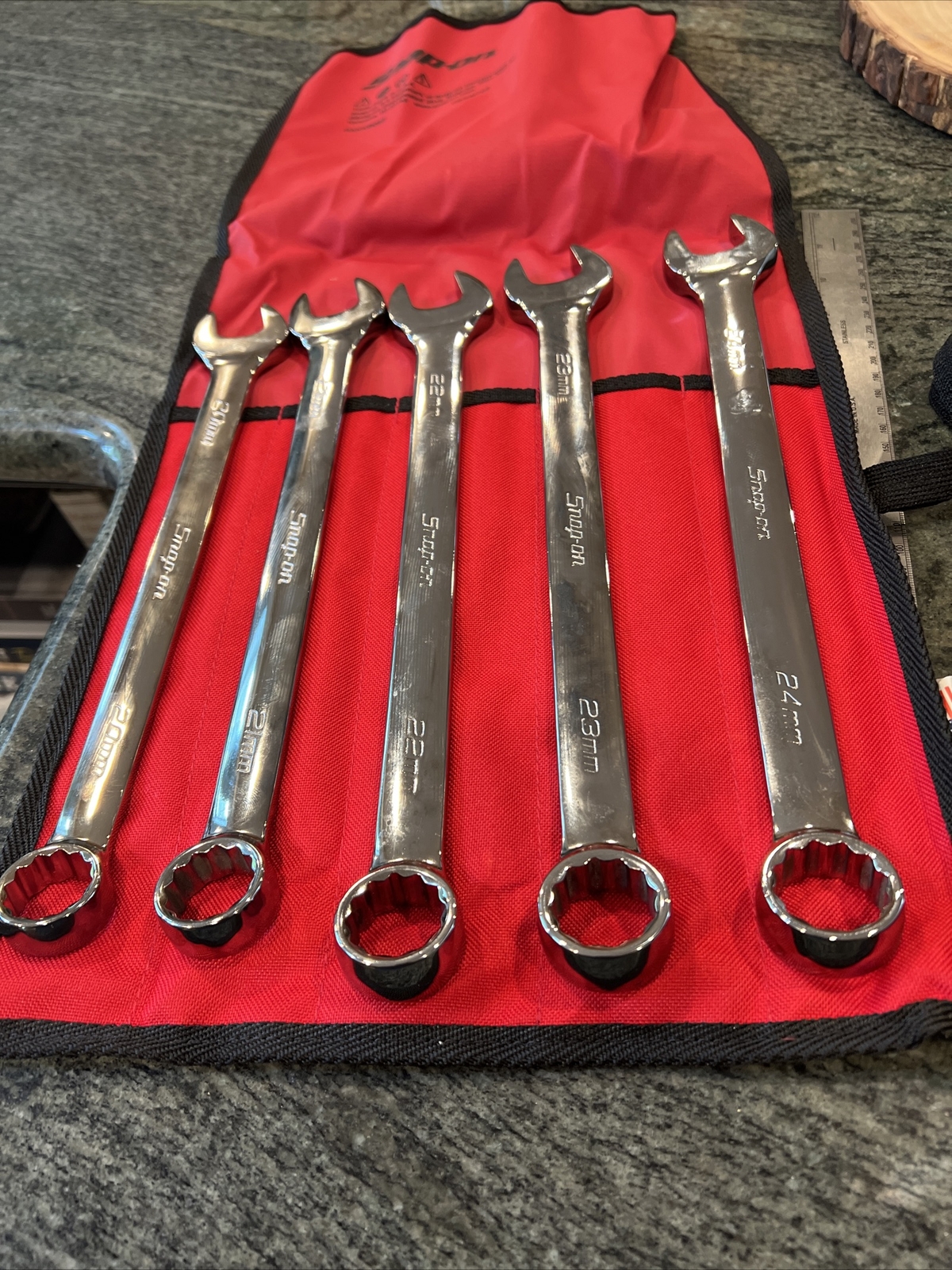 Snap-On oexm705 5 pc 12 point metric combination wrench set 20-24mm sealed