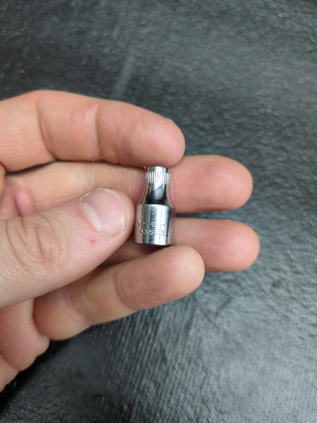 Craftsman 4mm Socket 6pt. 1/4″ Drive -G- 43505 (Top Knurl)
