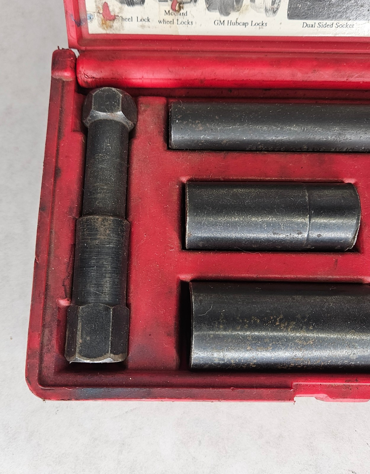 Blue Point YA1005B 5 Piece Deluxe Hubcap & Wheel Lock Remover Set