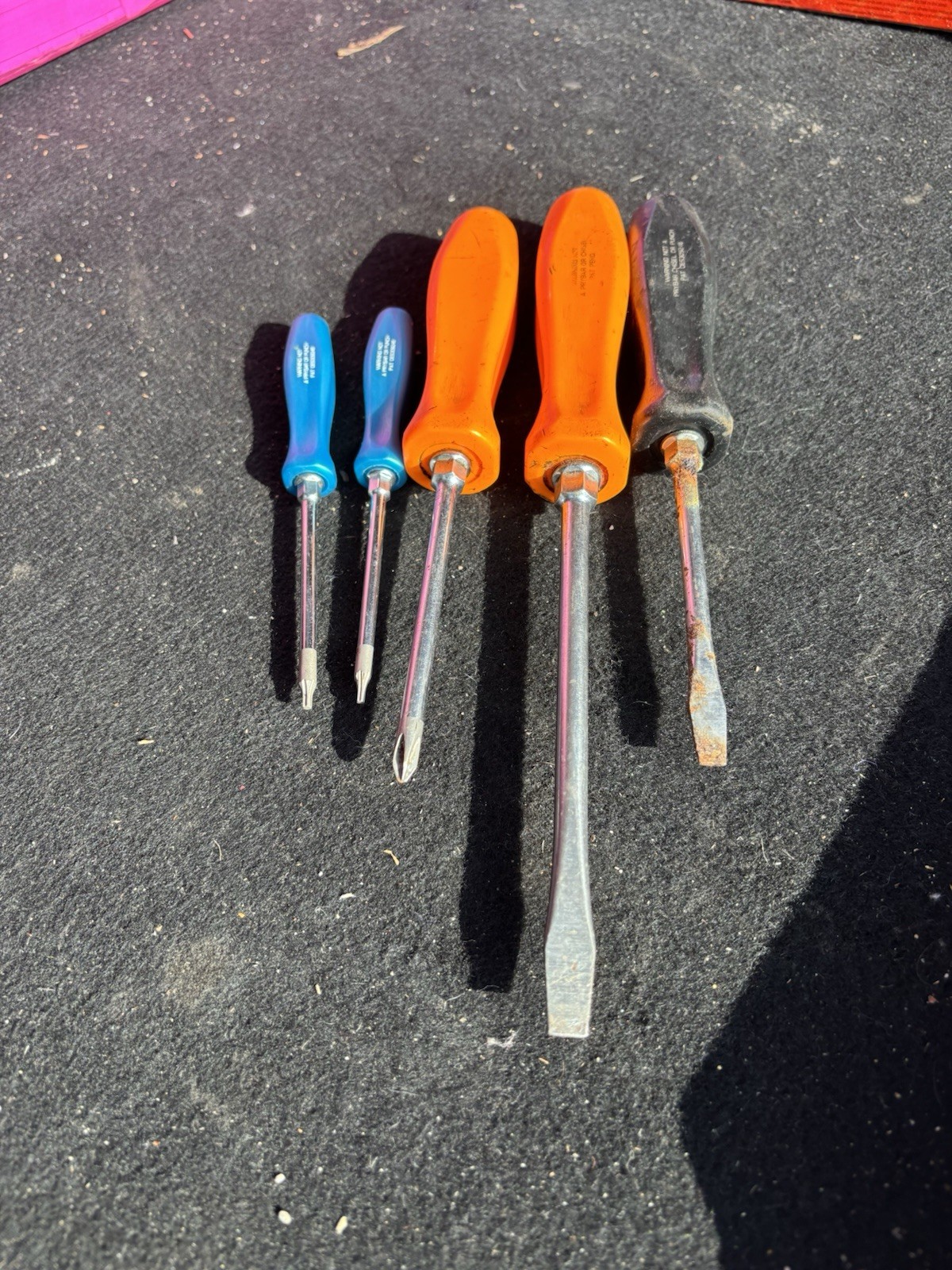 Snap On Tools Screwdrivers A Lot 5 Screwdrivers SDT SSD6 SSD4 Used Condition!