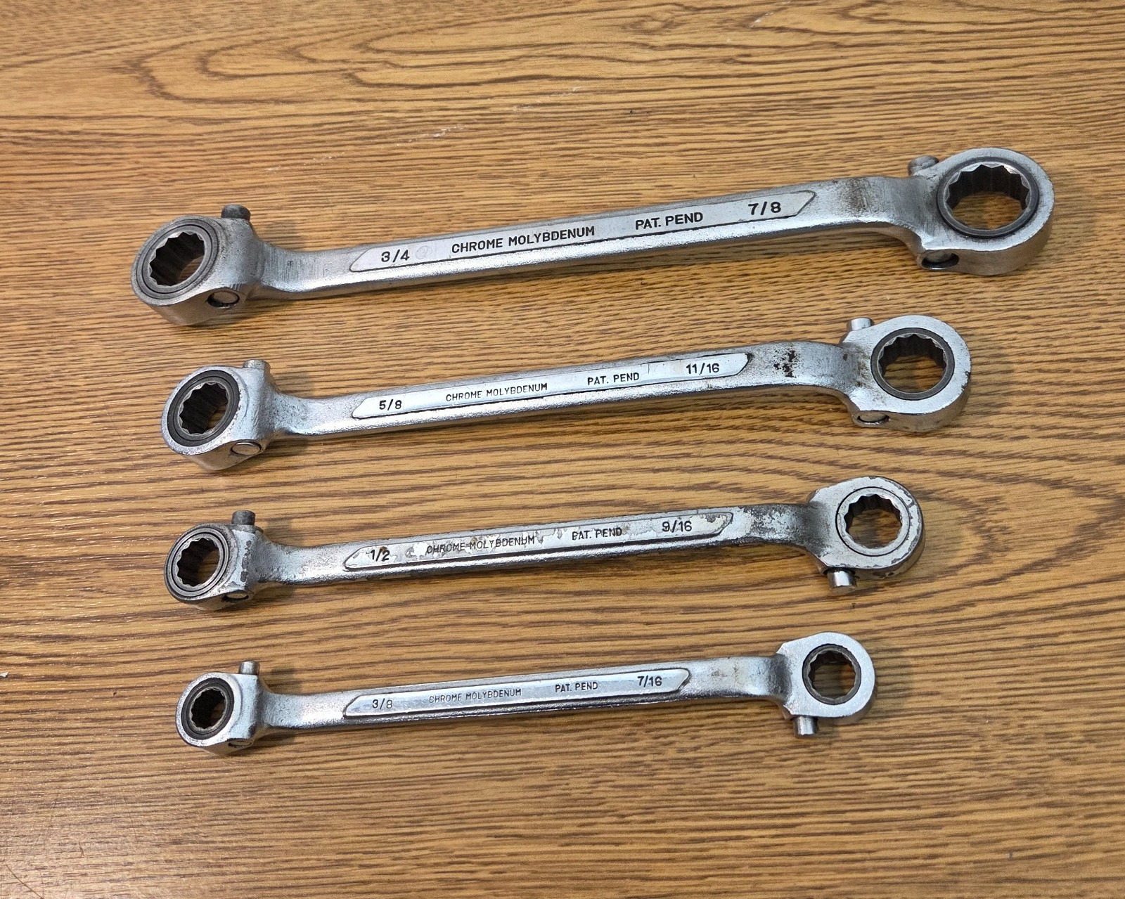 True Craft Ratcheting SAE 12 pt. Box Wrenches
