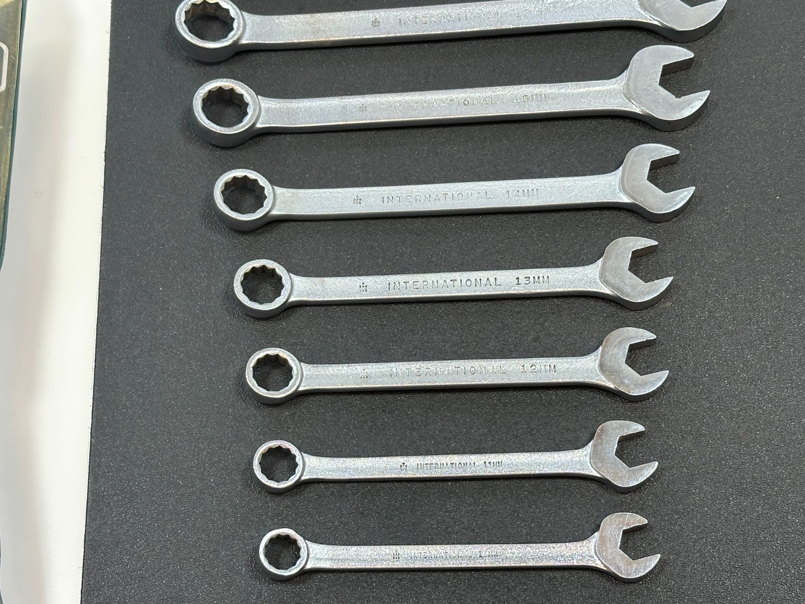 International Harvester USA 999548R1 9pc Metric 9mm-19mm Combination Wrench Set