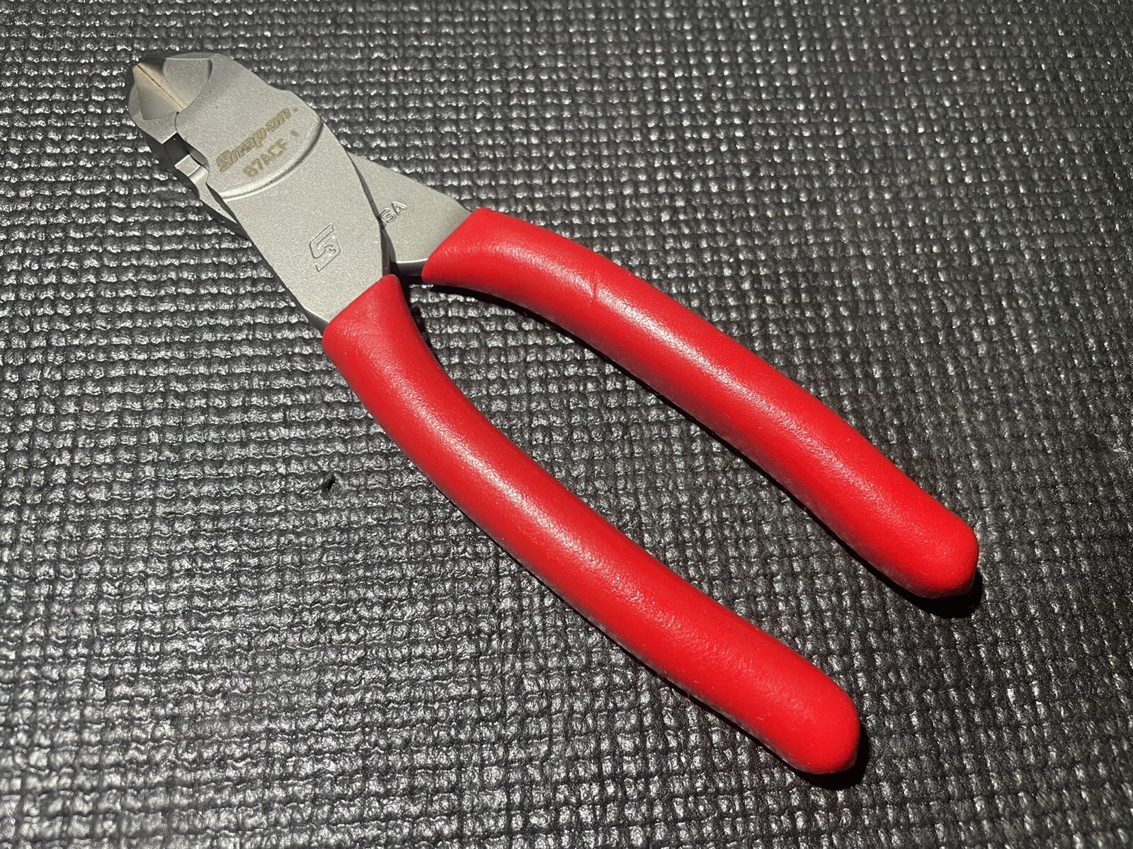 Snap-On Tools USA NEW RED Soft Grip 7″ VECTOR EDGE Diagonal Cutter 87ACF