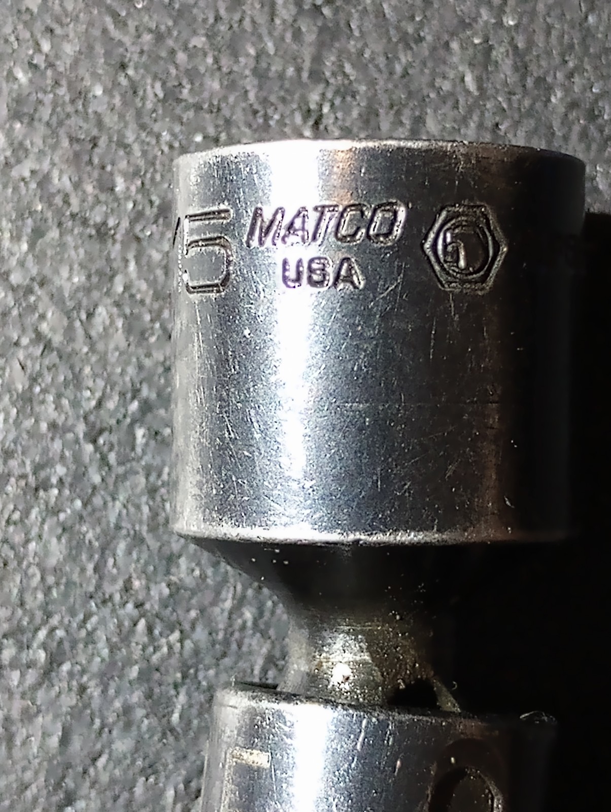 Matco USA 1/4″ 5-15mm 6-point UNIVERSAL Impact 12-piece socket set SAUPM126RB