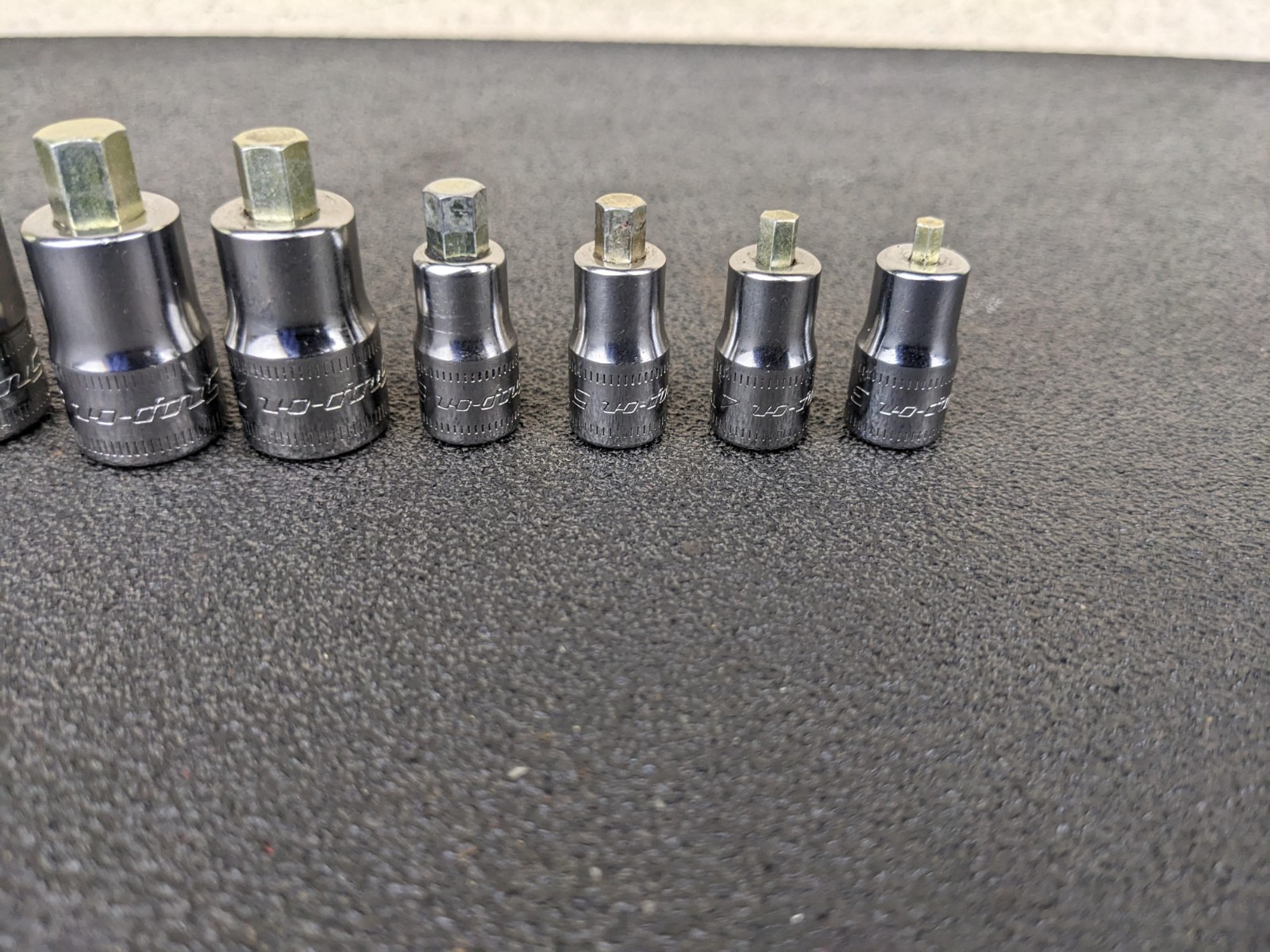 #bp418 Snap-on 1/4″ 3/8″ Drives Stubby Metric Hex Socket driver Set 208EFTAMXSY