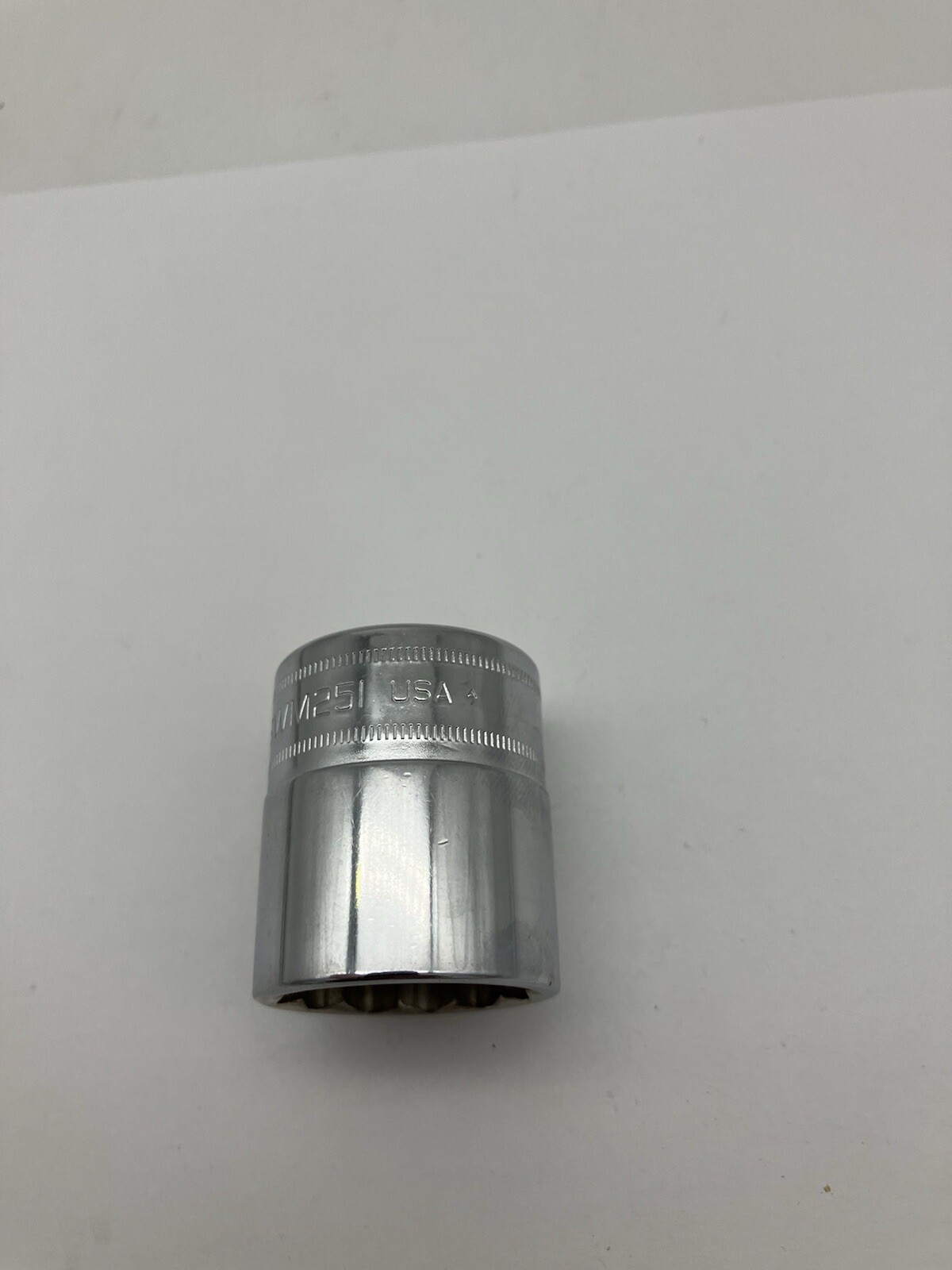 Snap-on Tools SWM251 1/2″ Drive 25mm Metric 12 Point Shallow Socket USA