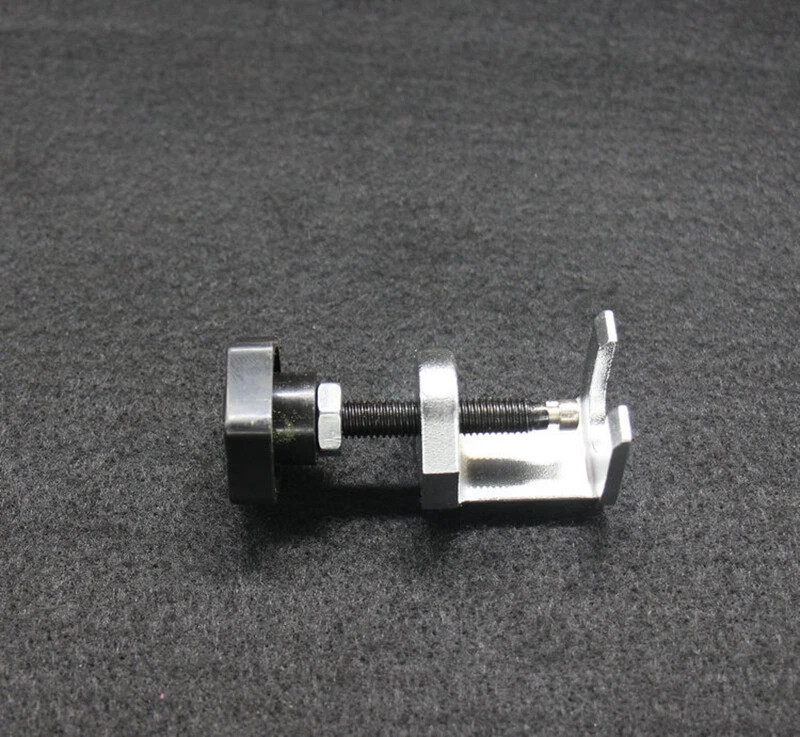 Car Wiper Arm Removal Tool Universal Windscreen Wiper Arm Puller for Auto Repair