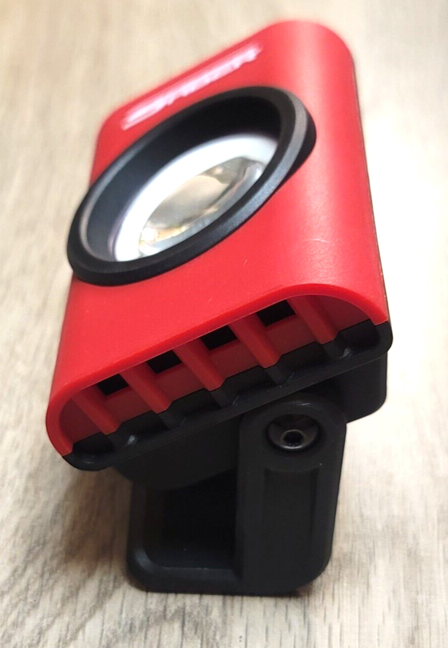 ATD SABER 1000 Lumen Mini Rechargeable Flood Light Flashlight w/Mag Base #80212