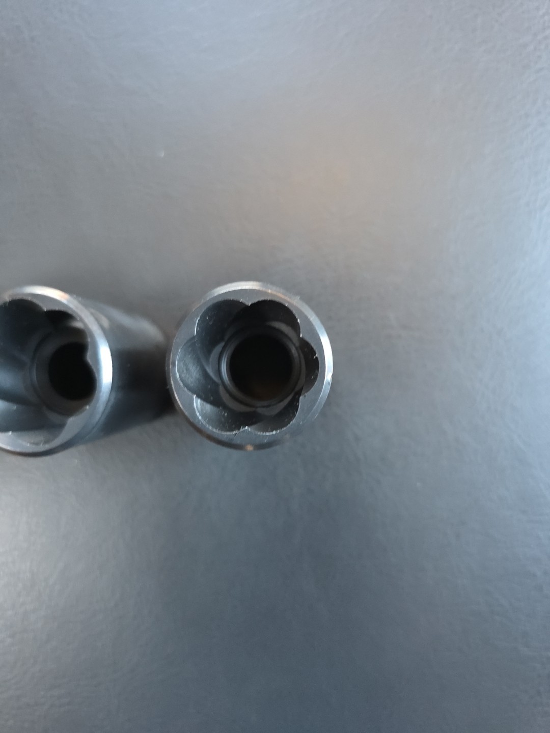 4 x Pcs From Blue-point As Sold by snap On 305TTWYA twist shallow sockets
