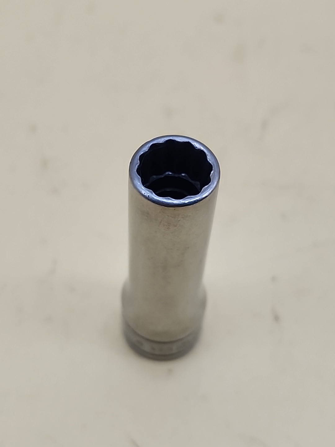 Snap-on Tools SF121 3/8″ SAE Flank Drive Deep Socket 3/8″ Drive 12 pt USA