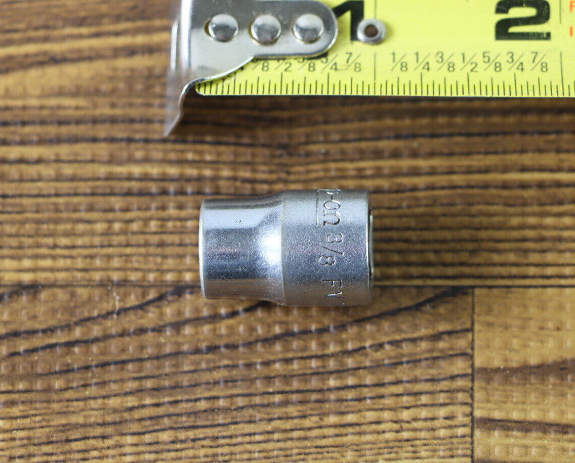 Snap-On 3/8″ Drive 12 Point SAE 3/8″ Flank Drive Shallow Socket F121 USA