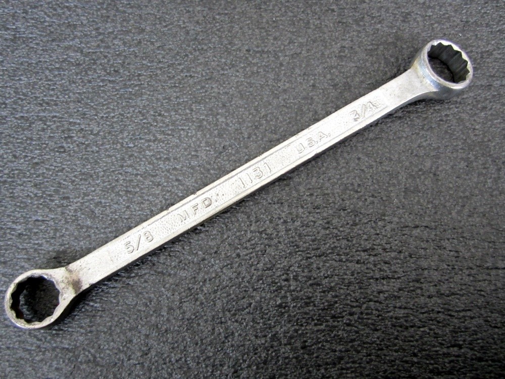 Vintage Plomb 5/8″ x 3/4″ Box End Wrench 1131 Pebble USA
