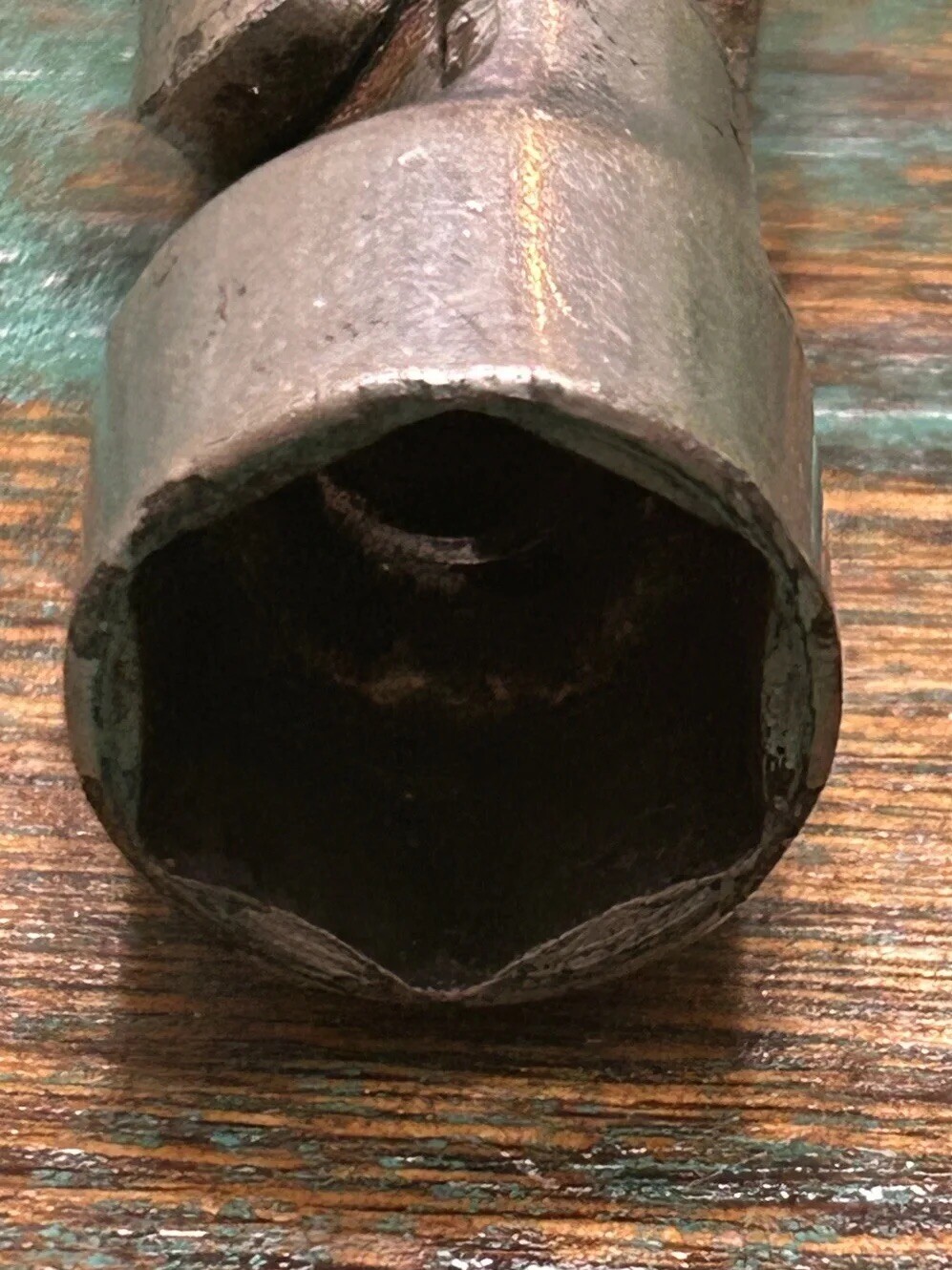 Vintage Snap-on 14mm 3/8″ Drive 6-Point Metric Shallow Universal Socket FSUM14