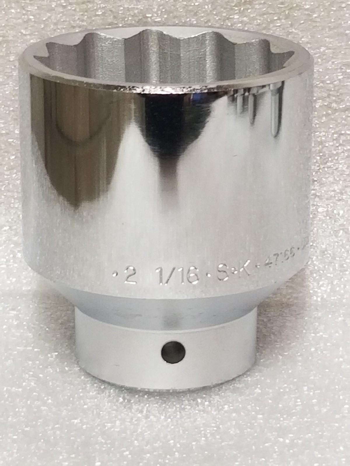 S-K 47166 Standard Socket 3/4″ Drive 12-Pt 2-1/16 inch SuperKrome Made in USA