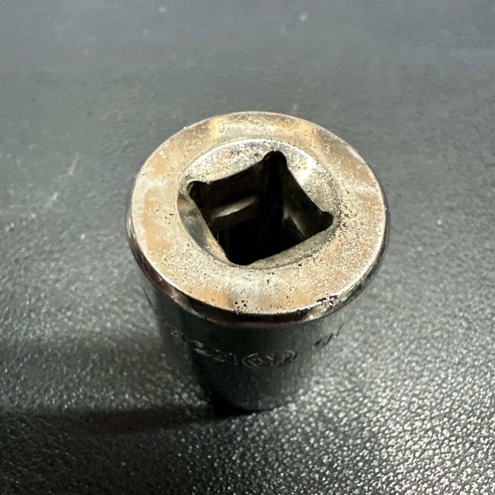Kobalt 5/8″ * 16mm 12 Point 3/8″ Drive Shallow Socket 409429