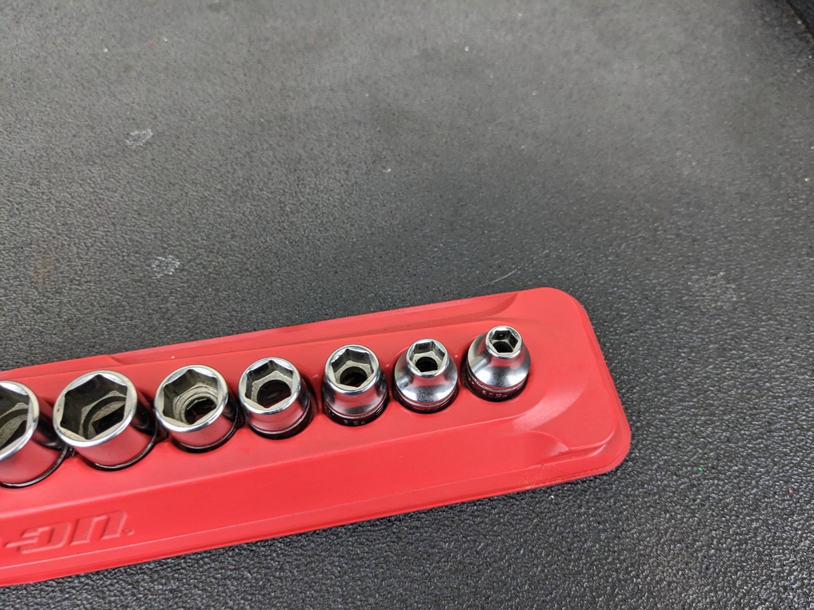 #bp369 Snap-On Tools 211FSY 11pc 3/8″ Drive 6-Point SAE Drive Shallow Socket Set