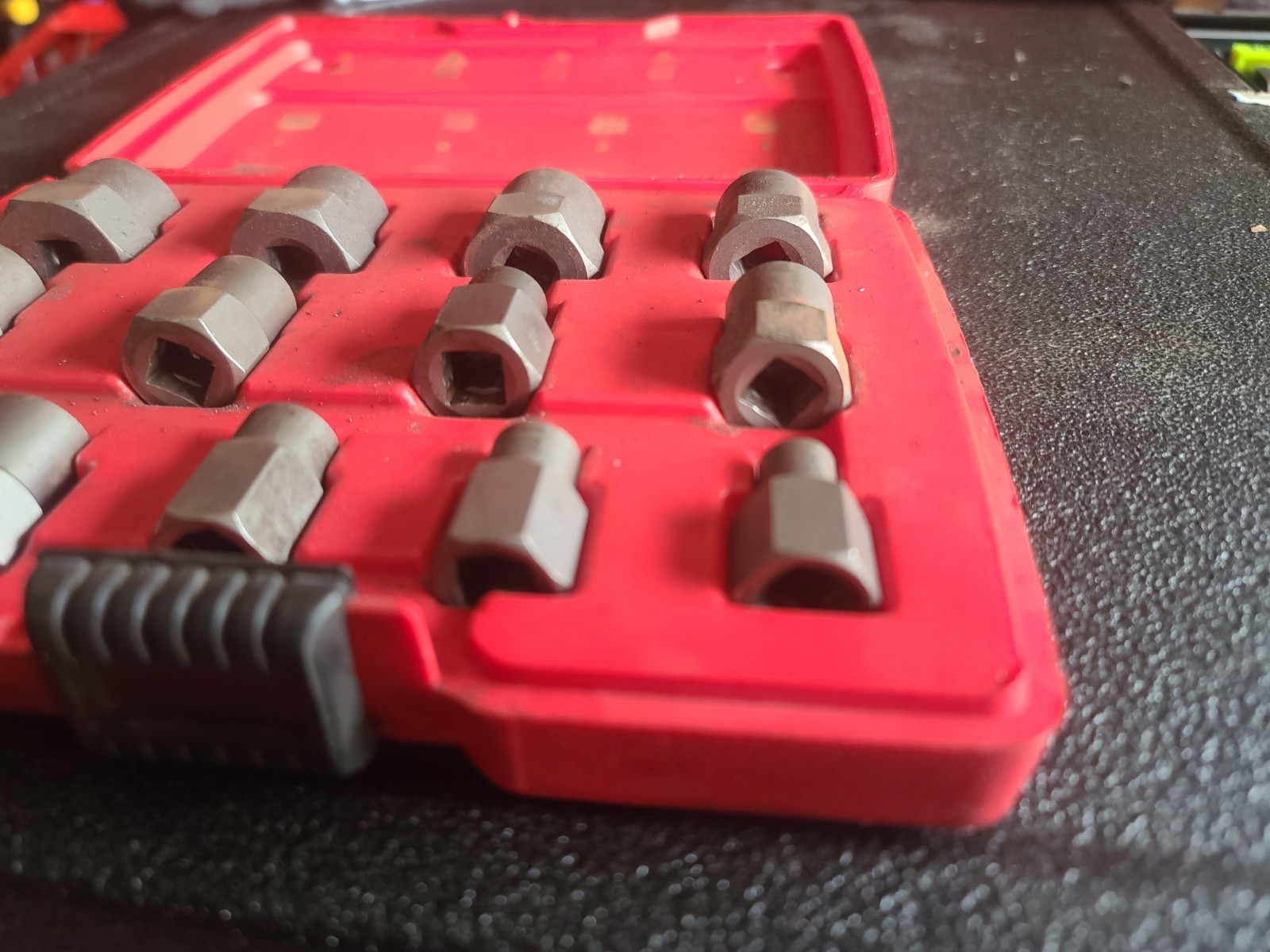 Snap-On BEX13A 13pc 3/8” Drive Hex Head Extractor Set (1/4”-3/4”) (8mm-19mm)