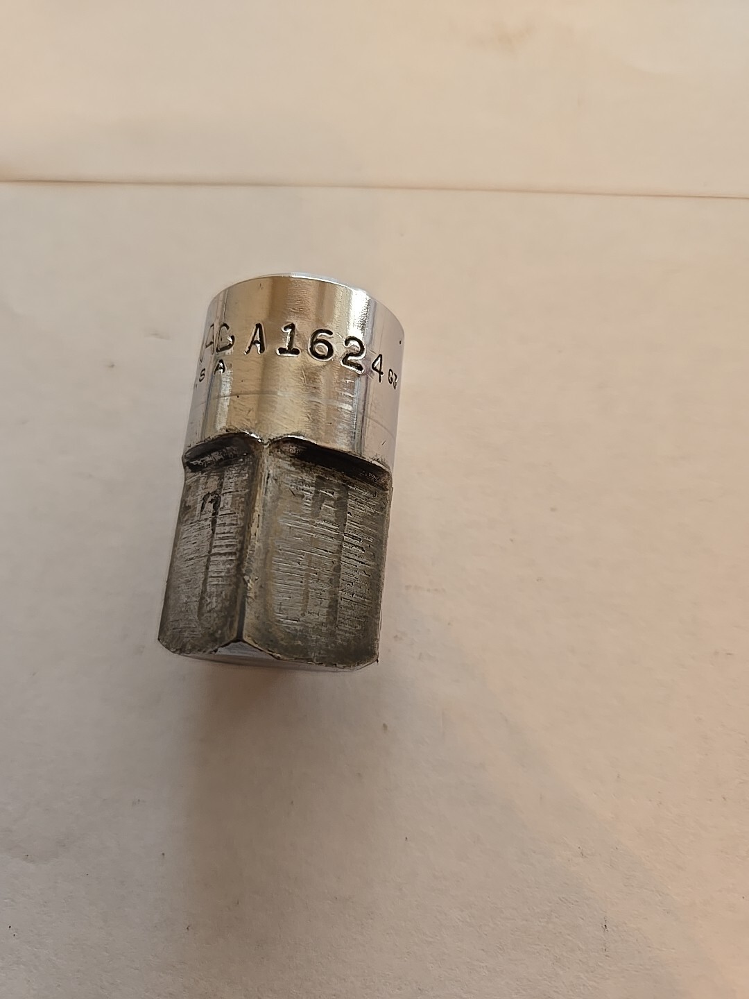 Mac Tools 1/2″F To 3/4″M Drive Chrome Adaptor Socket A1624