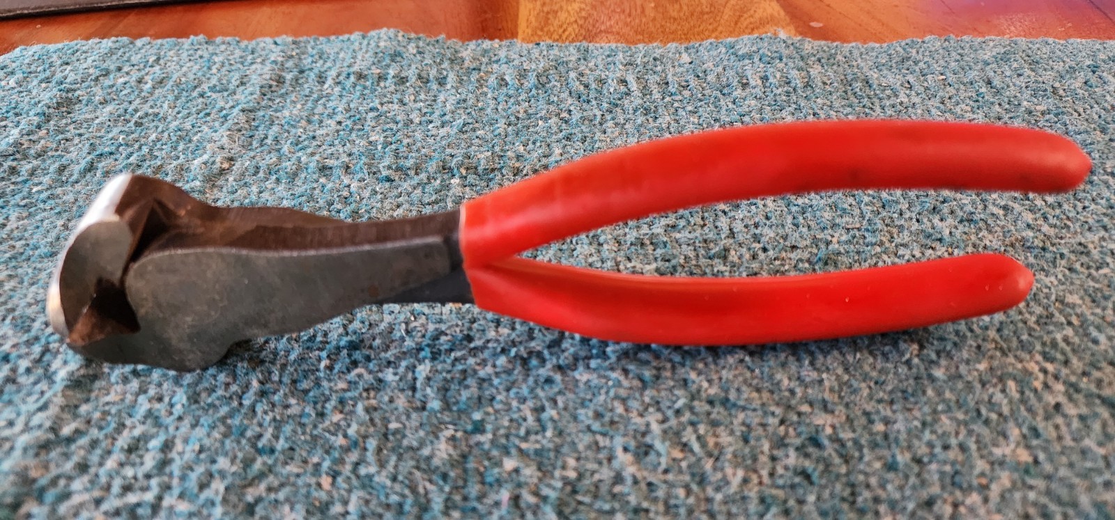 Vintage Dayton Chicago USA, 7.5″ End Knippers Cutters Red Handle 5X641 Preowned