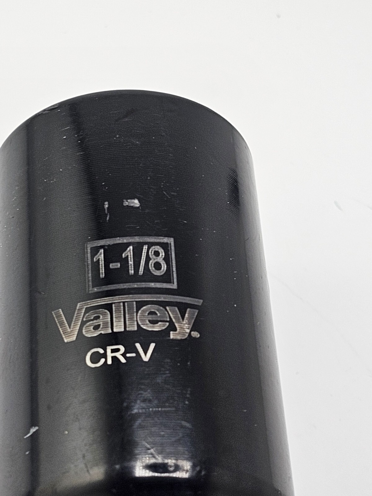 Valley 1-1/8″ Deep Socket 6 Point CR-V