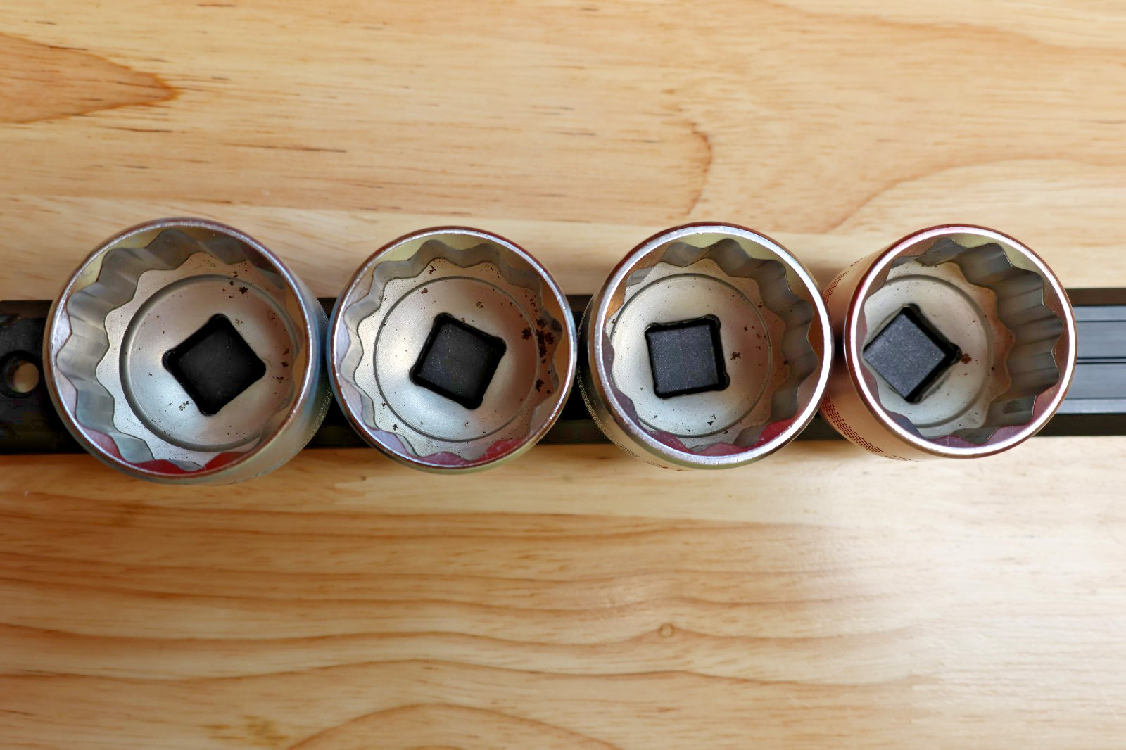 Wiha 33891 30 Piece 1/2″ Drive Socket Set – Metric