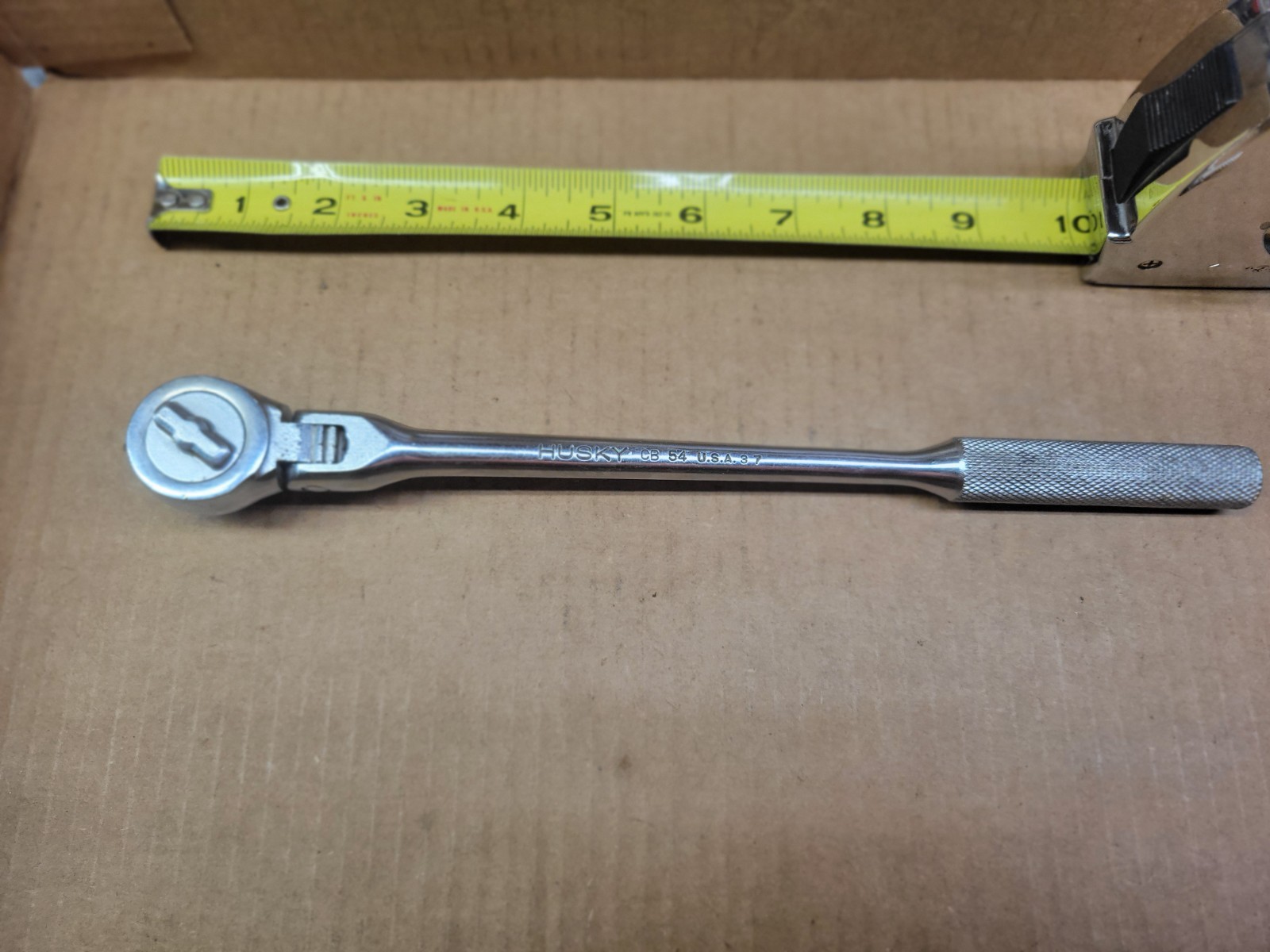 Husky USA 10-1/2″ 3/8″ Drive Long Handle Flex Head Ratchet No CB54