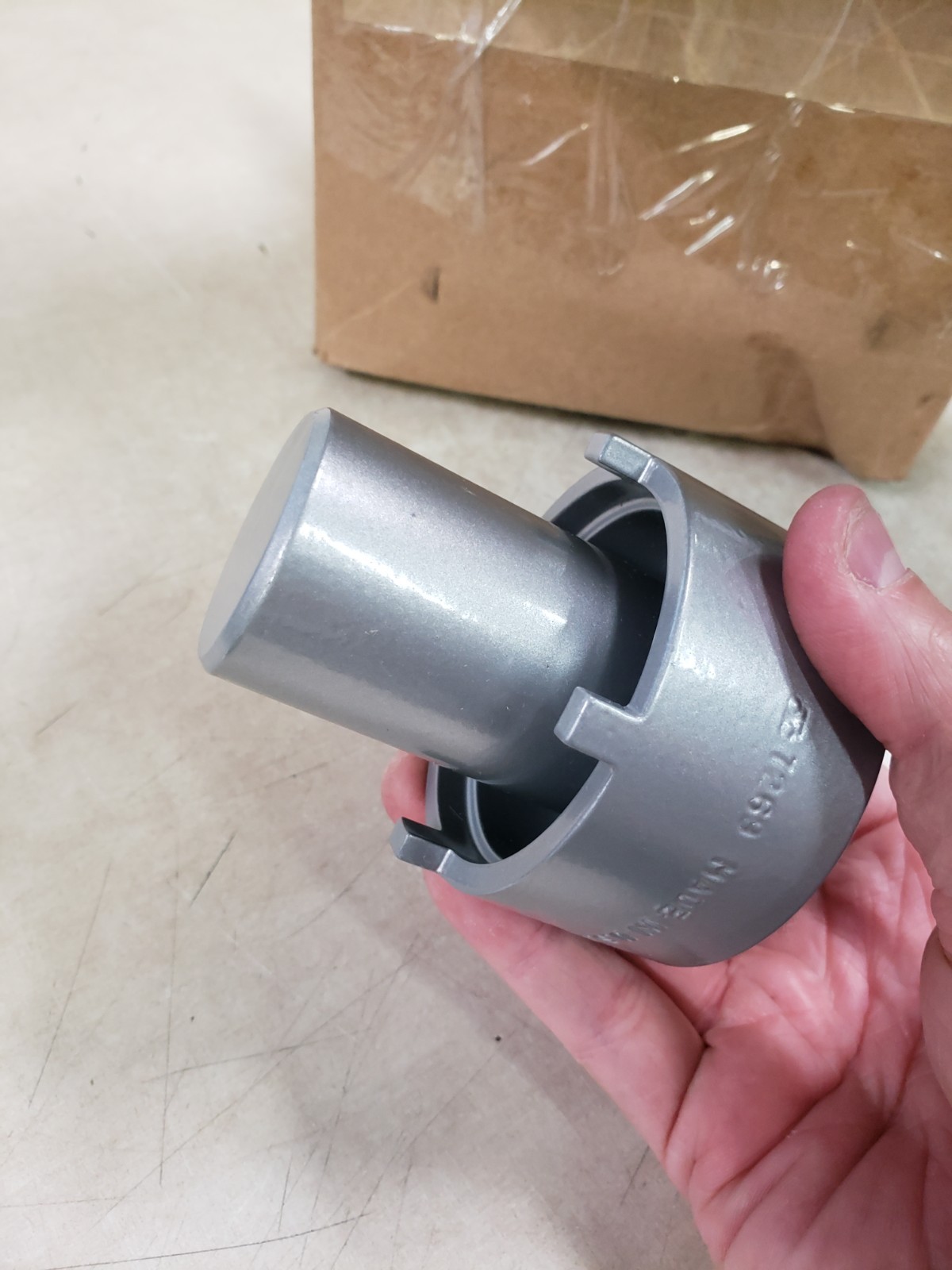 OTC Tools 7269 2-3/4″ Locknut Socket