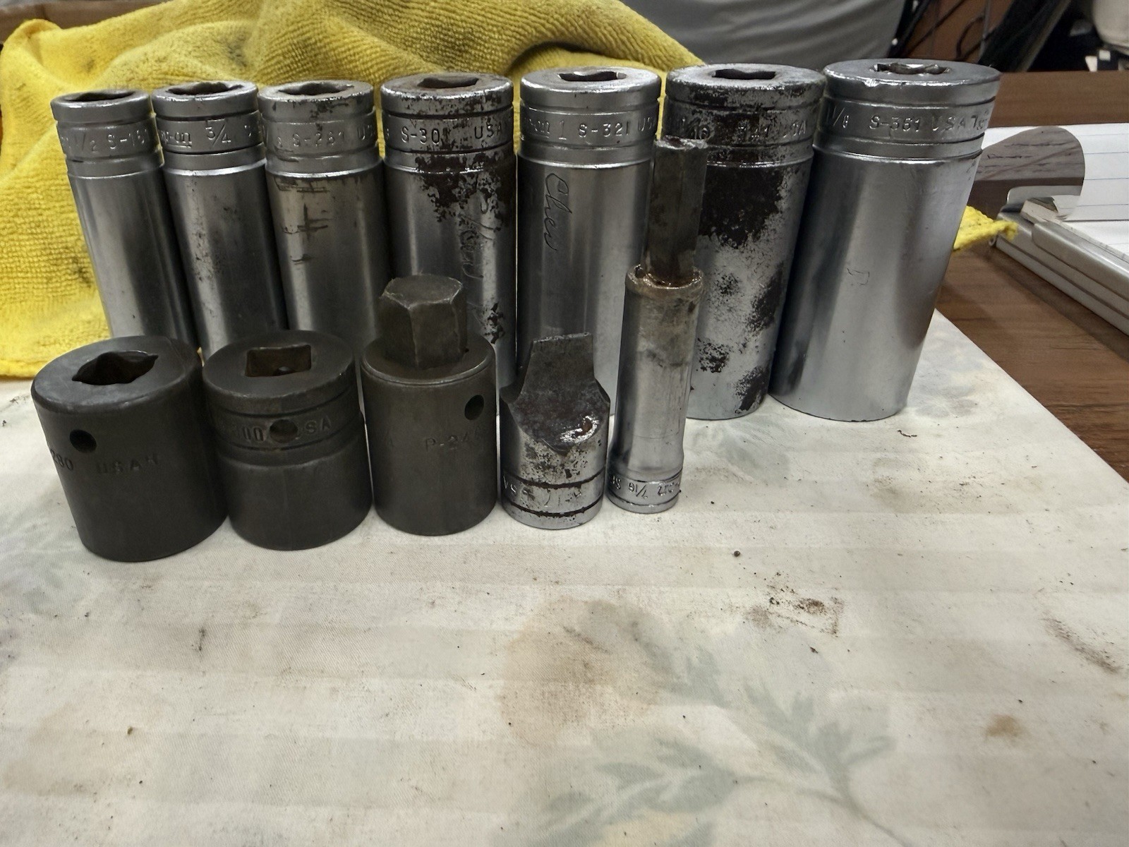 Snap On Sockets And 3/8” 11” Extension. 7—1/2” Drive Deep, 3—1/2” Drive Impact
