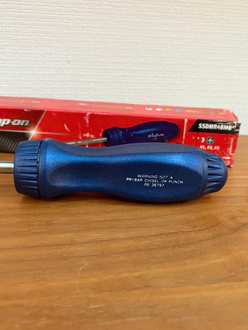 Snap-on SSDMR4B POWER BLUE Hard Handle Ratcheting Screwdriver w/Bits [Unused]