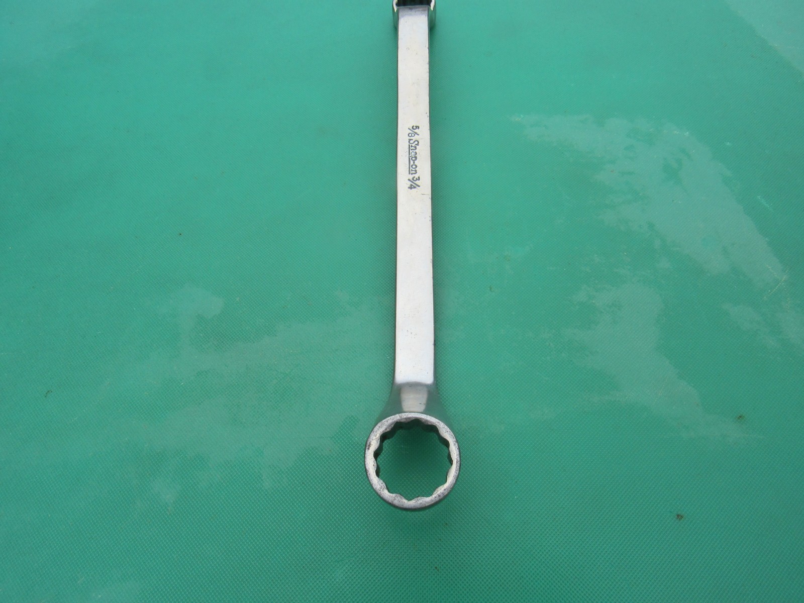 SNAP ON X02024 5/8″ X 3/4″ 12 POINT BOX END WRENCH 60° OFFSET UNDERLINE USED XO
