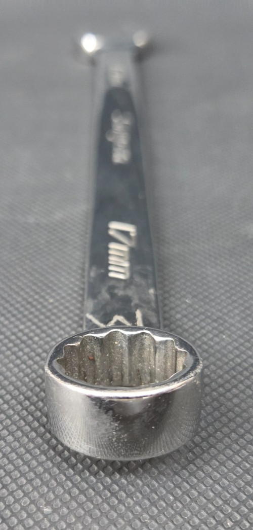 Snap On Tools 17mm Metric Standard Combination Wrench OEXM170B 12 Point USA