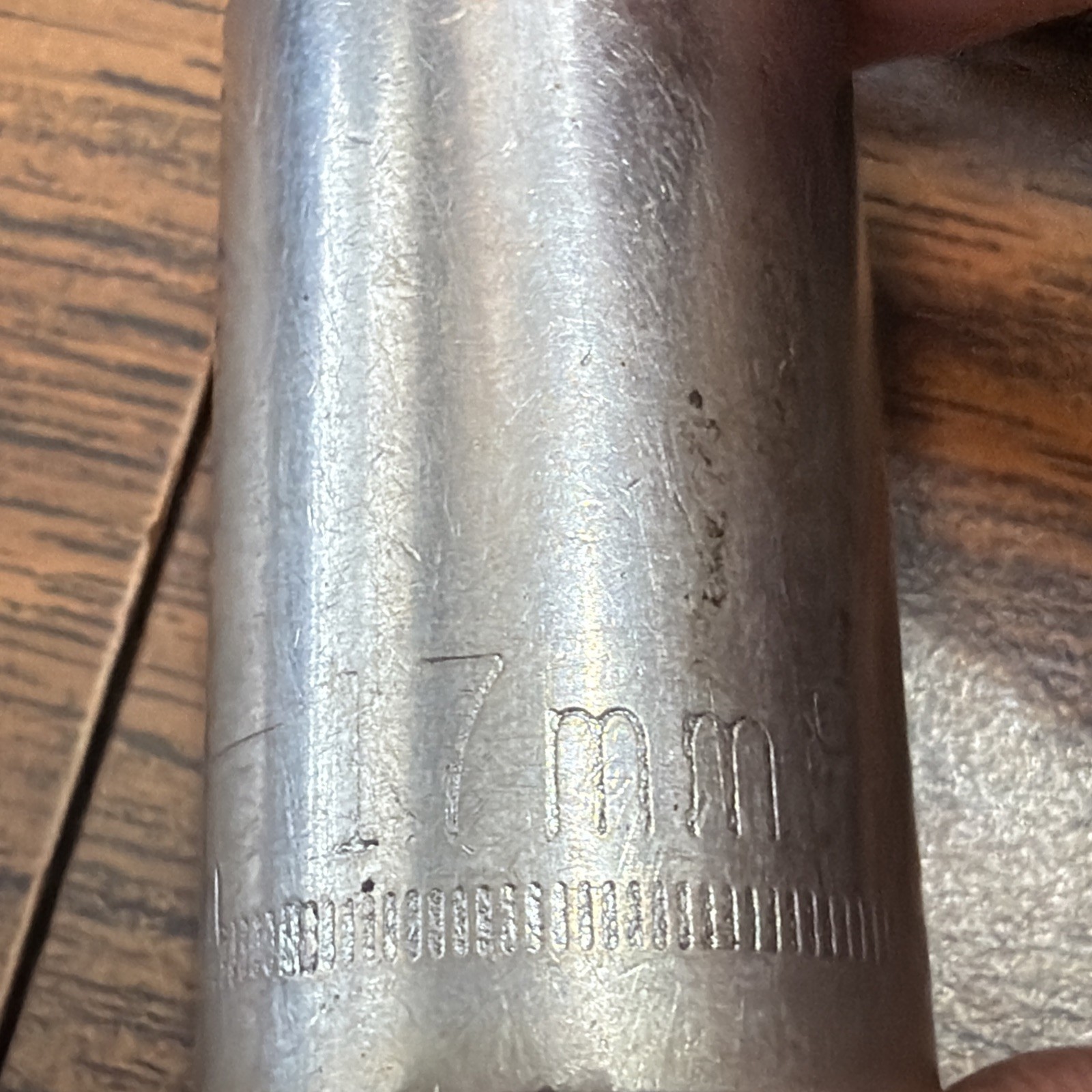 Craftsman USA GK 8 pc 3/8″ Drive Metric Mid-Length Socket Partial 10-19mm 43219