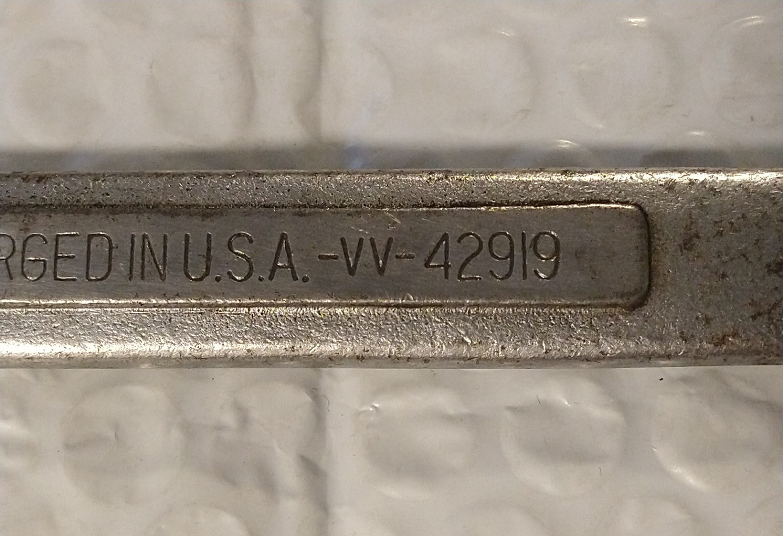 CRAFTSMAN TOOLS USA VV42919, 15MM. COMBINATION WRENCH, 7.75″ LONG, 12 POINT.