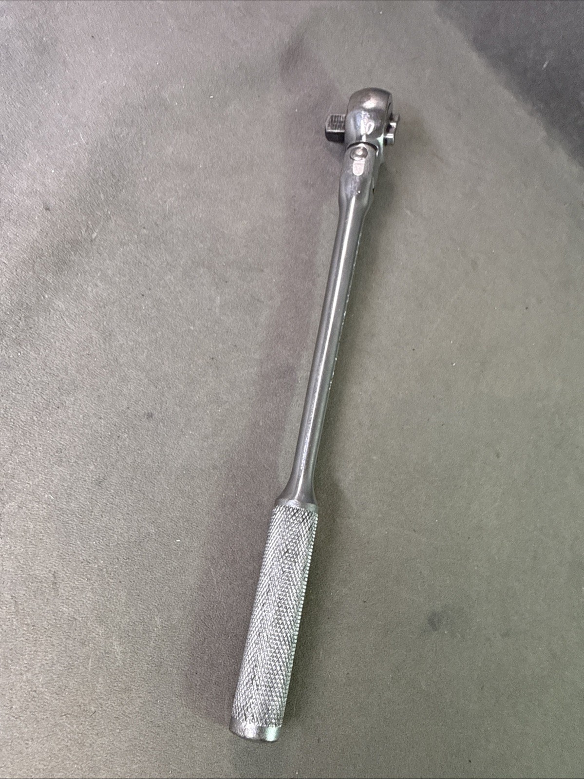 Vintage Champion Plug-Master Swivel Head Flex-Head Ratchet CT-405 3/8″Drive