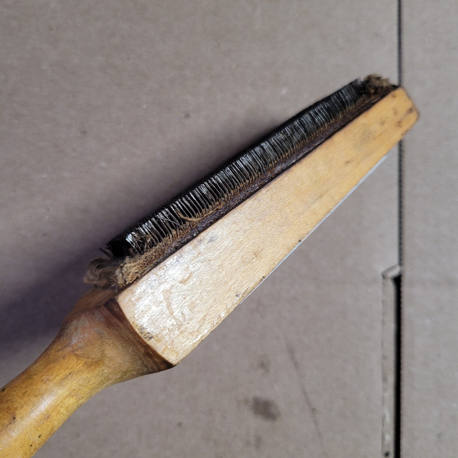 RARE Cummins Engine Specialty Tool Cup Cleaning Fine Metal Wire Brush Card File