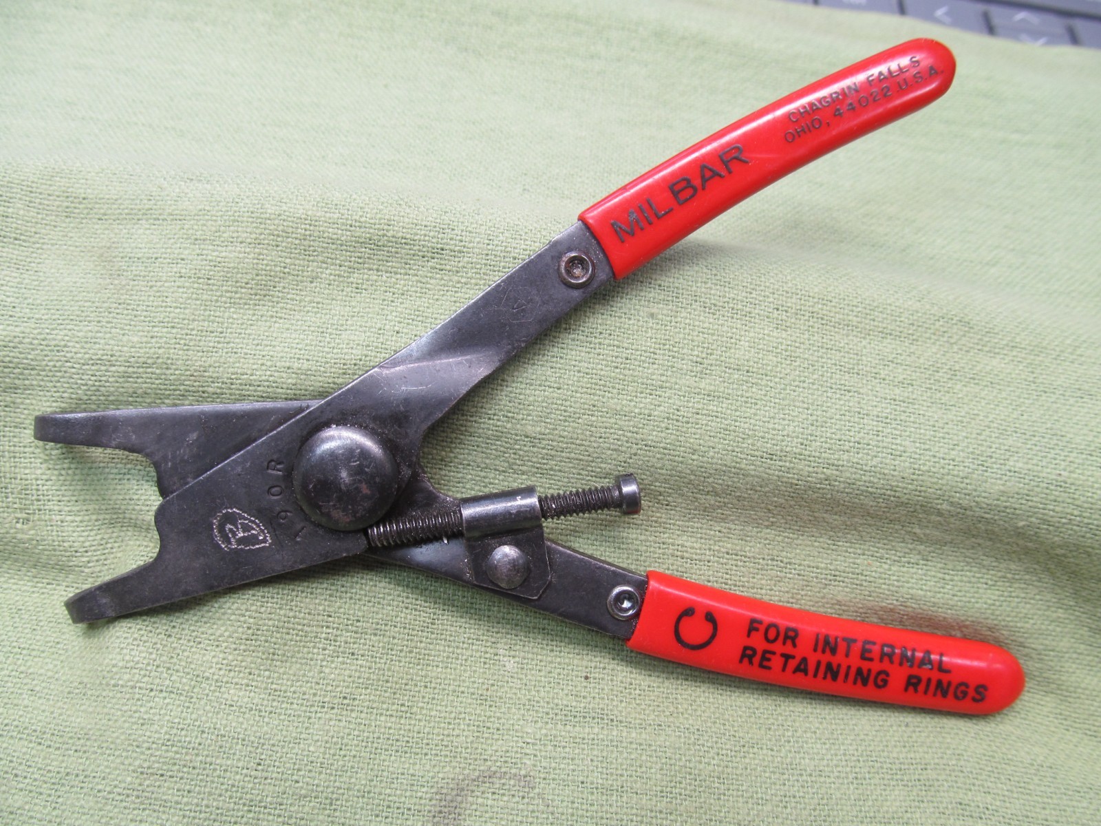 Pair of USA Made Snap Ring Pliers – 6″ External PROTO & 5.5″ Internal MILBAR