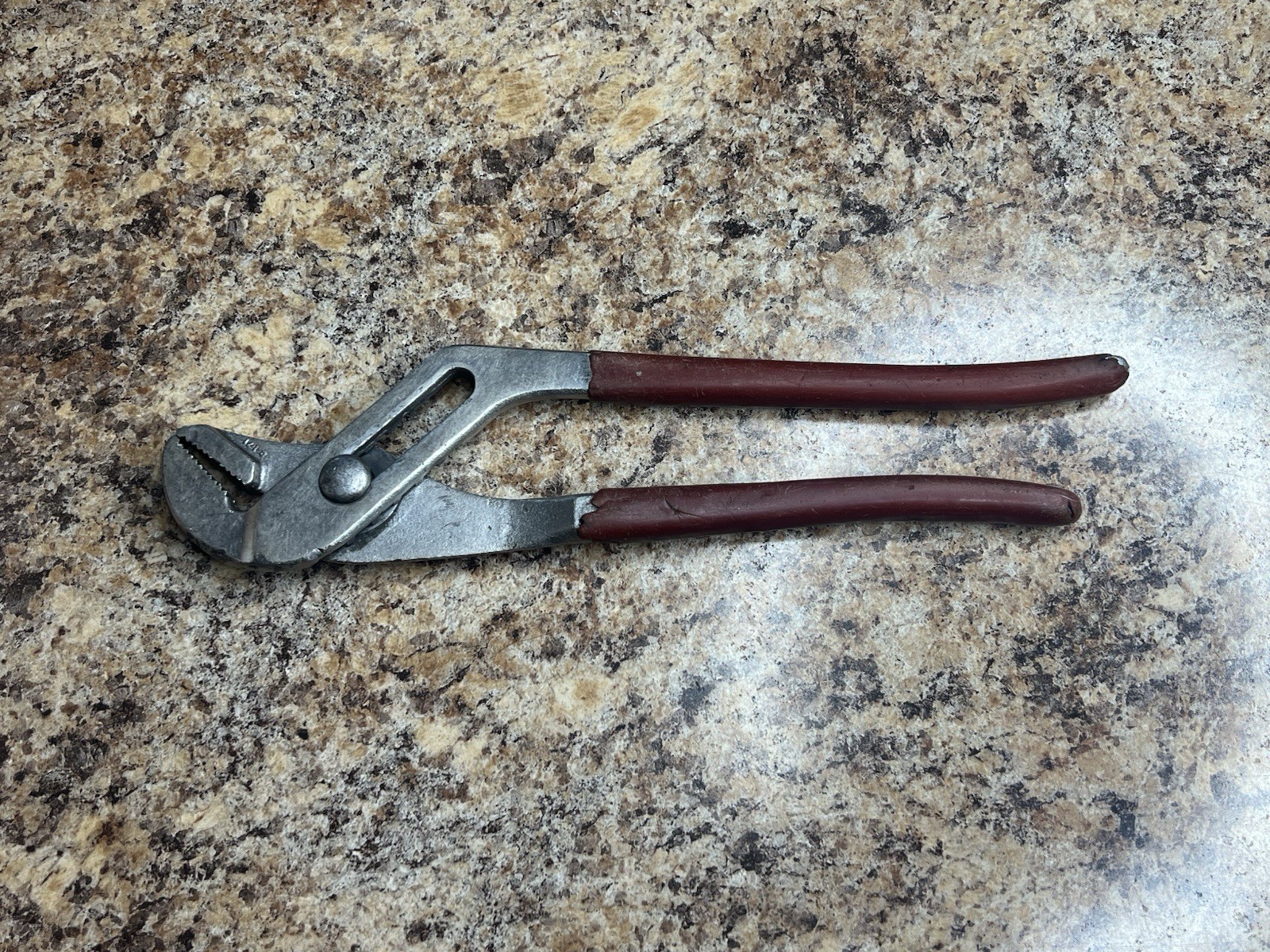 Blue-Point by Snap-On Tools USA 12″ Tongue & Groove Slip Joint Pliers MPN HL112P